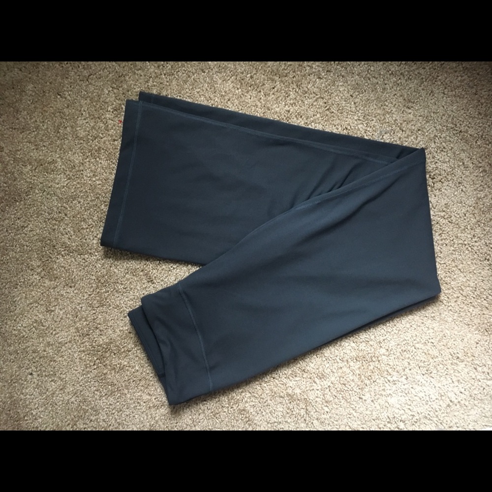 Women’s Grey Size Small Under Armour Sweatpants